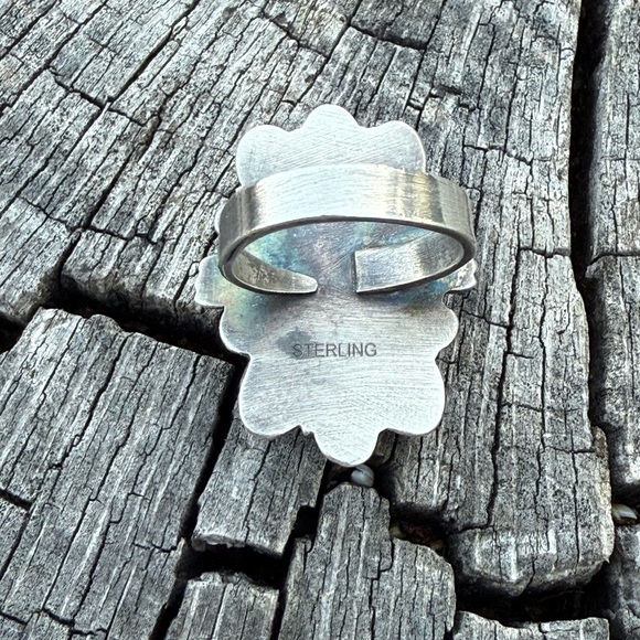 Sterling Silver Turquoise Ring - Picture 2 of 4